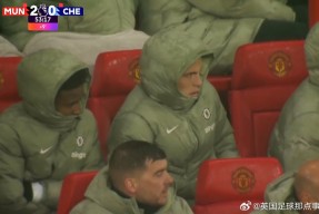 Kaiyun开云APP下载-曼联训练开放日，关键时刻扳平良机引欢呼，德甲在即，纪律约束更严格(西甲德甲英超曼联)