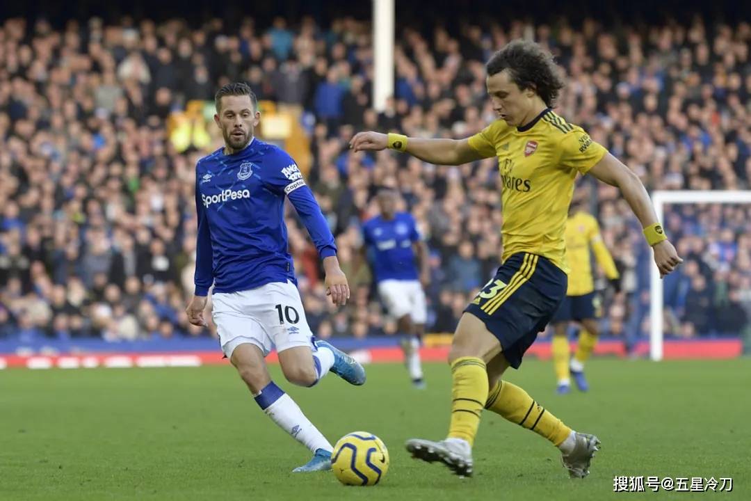 英超赛程吃紧，亚特兰大今夜防线松动，管理层满意，控场能力受关注的简单介绍